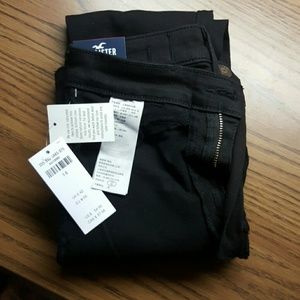 Hollister Ultra High Rising Black Jeggings